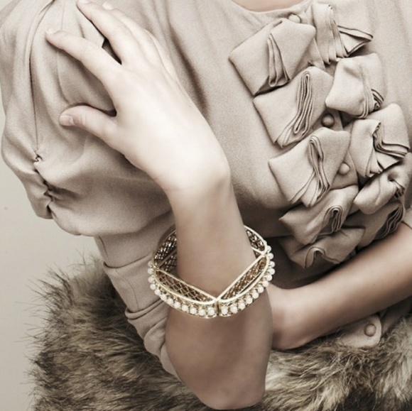 JewelMint Karma Bangle Bracelet with pink opals - Picture 2 of 8